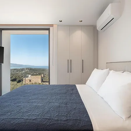 Zefyros With Sea View Platanés